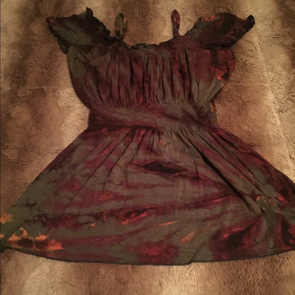 Tie Dye of shoulder top